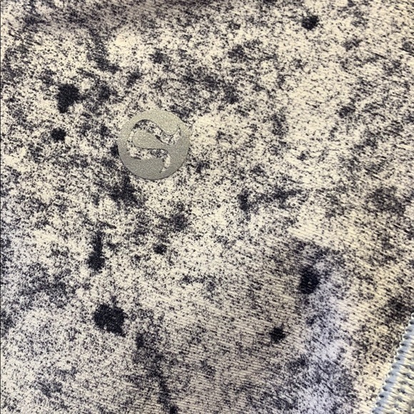 Lululemon Leggings - Picture 4 of 5